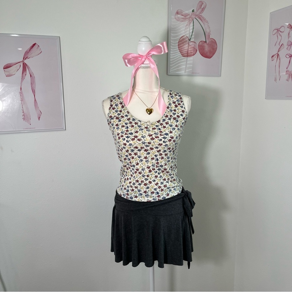 Vintage 90s Cottage White Floral Mini Bow Tank Top Womens Size Medium